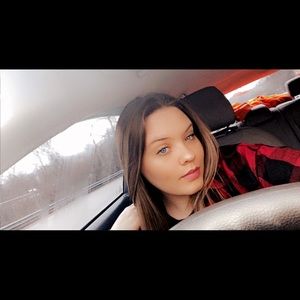 Meet your Posher, Krista